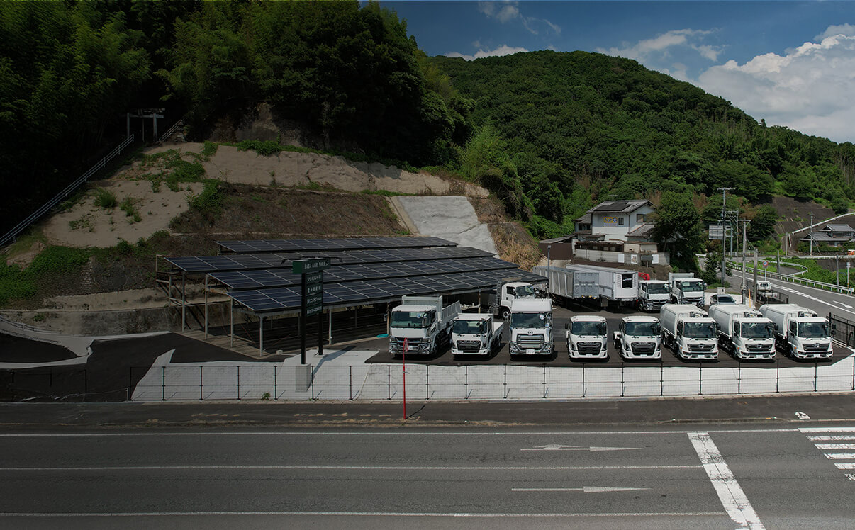大型トラックの写真